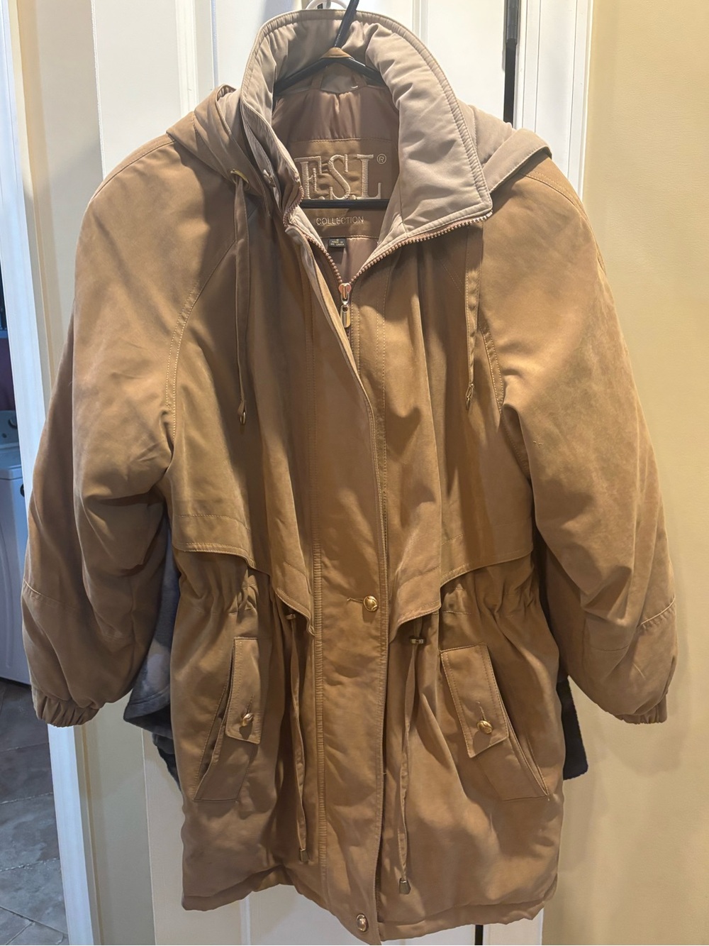 Women’s Tan Puffer Parka with Hood